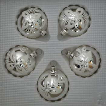 Kugeln silber mit Blumendekor, 5 Stück, Ø 5cm