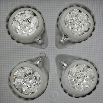 Kugeln mit Einstich silber mit Dekor, 4 Stück Reflexe, Ø 6cm